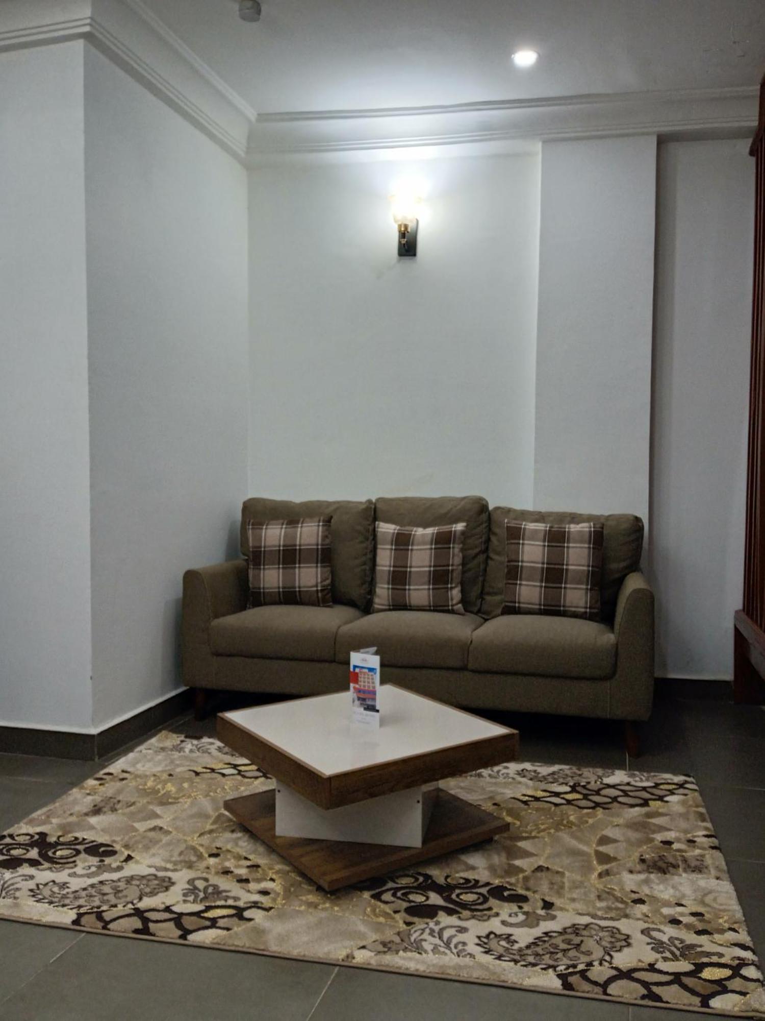 Cofe Hotel Yaoundé Esterno foto