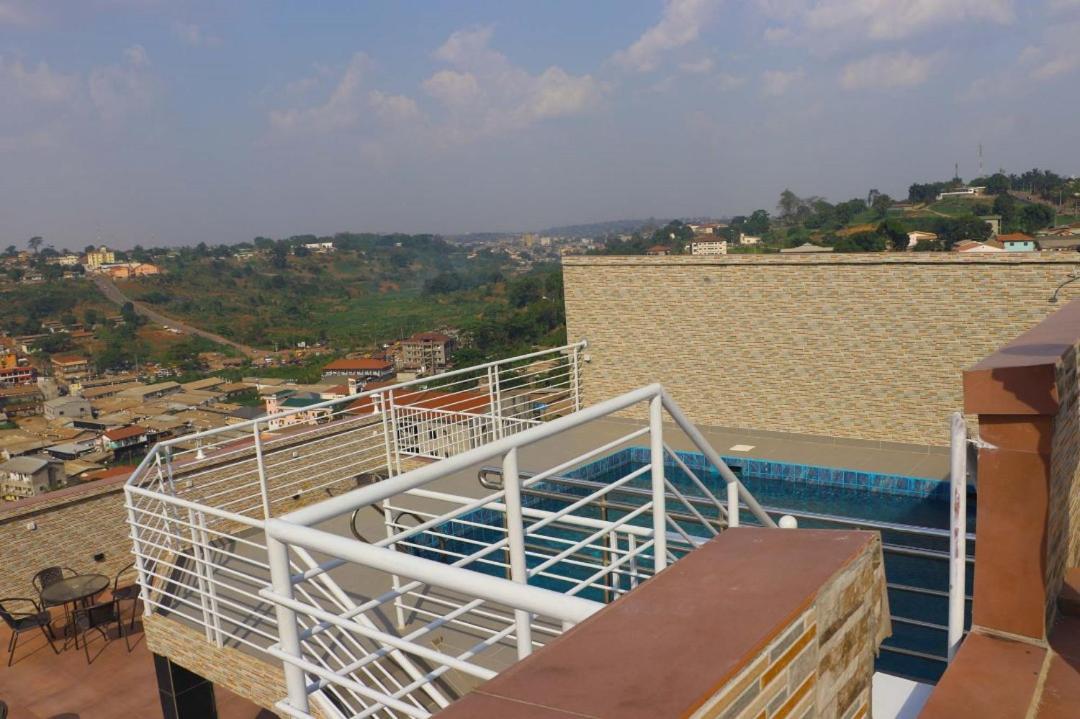 Cofe Hotel Yaoundé Esterno foto